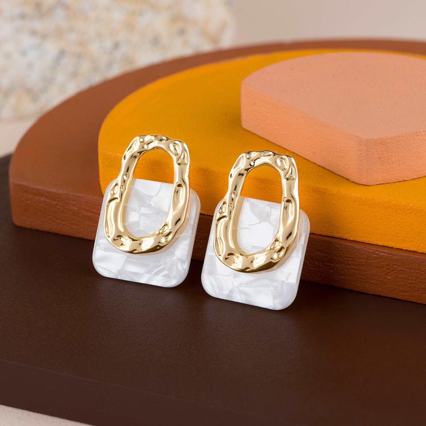 Hoax Studs Earrings - Enamoux