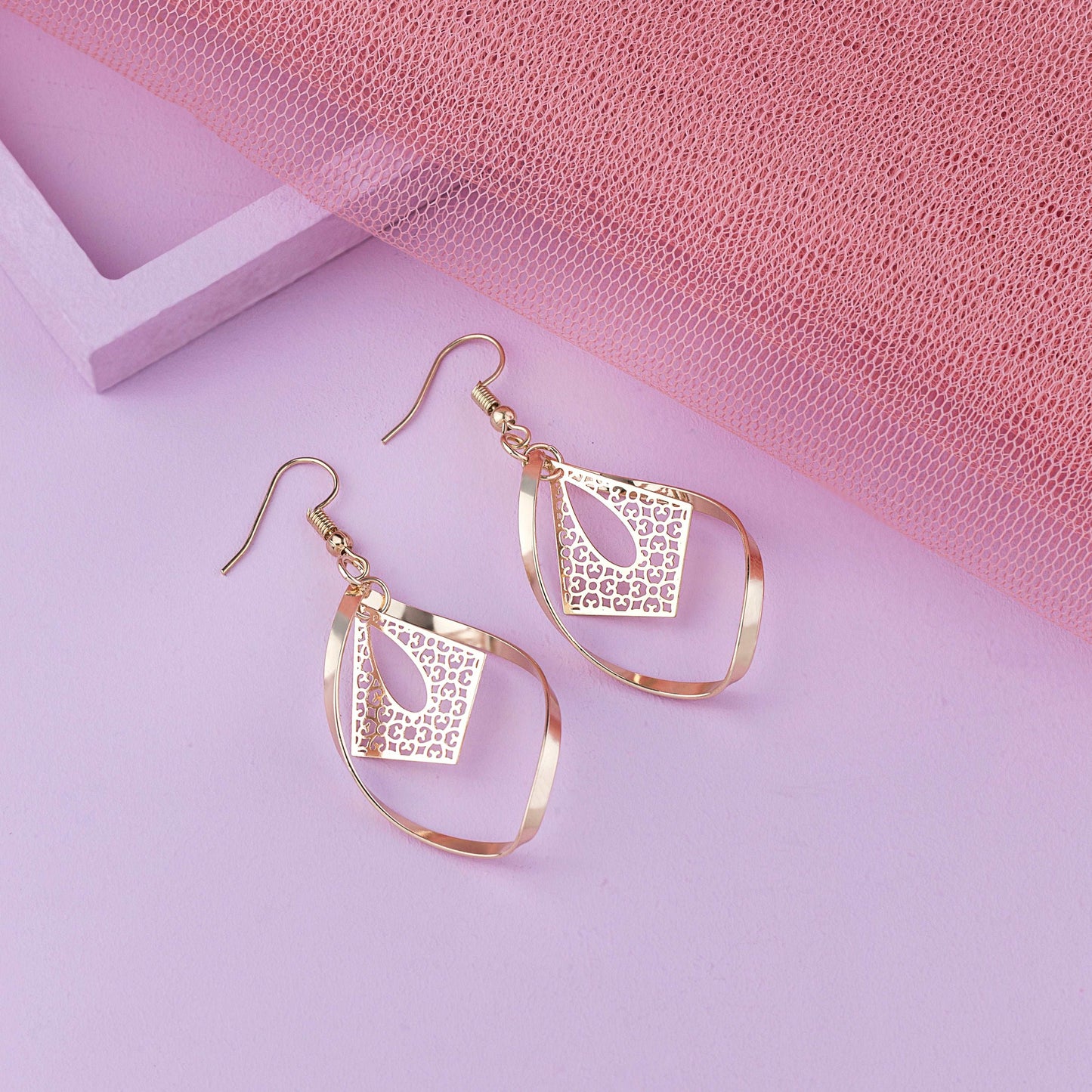 Scintillare Earrings - Enamoux