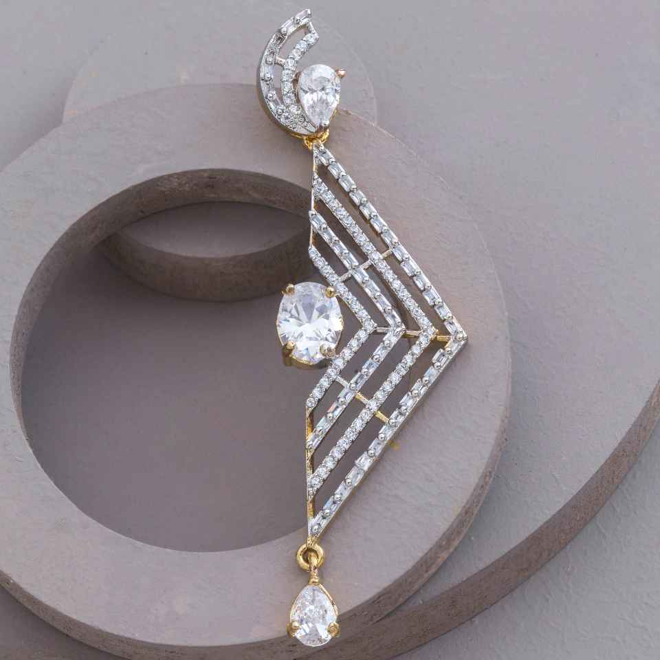 Trigonal Crystal Earrings - Enamoux