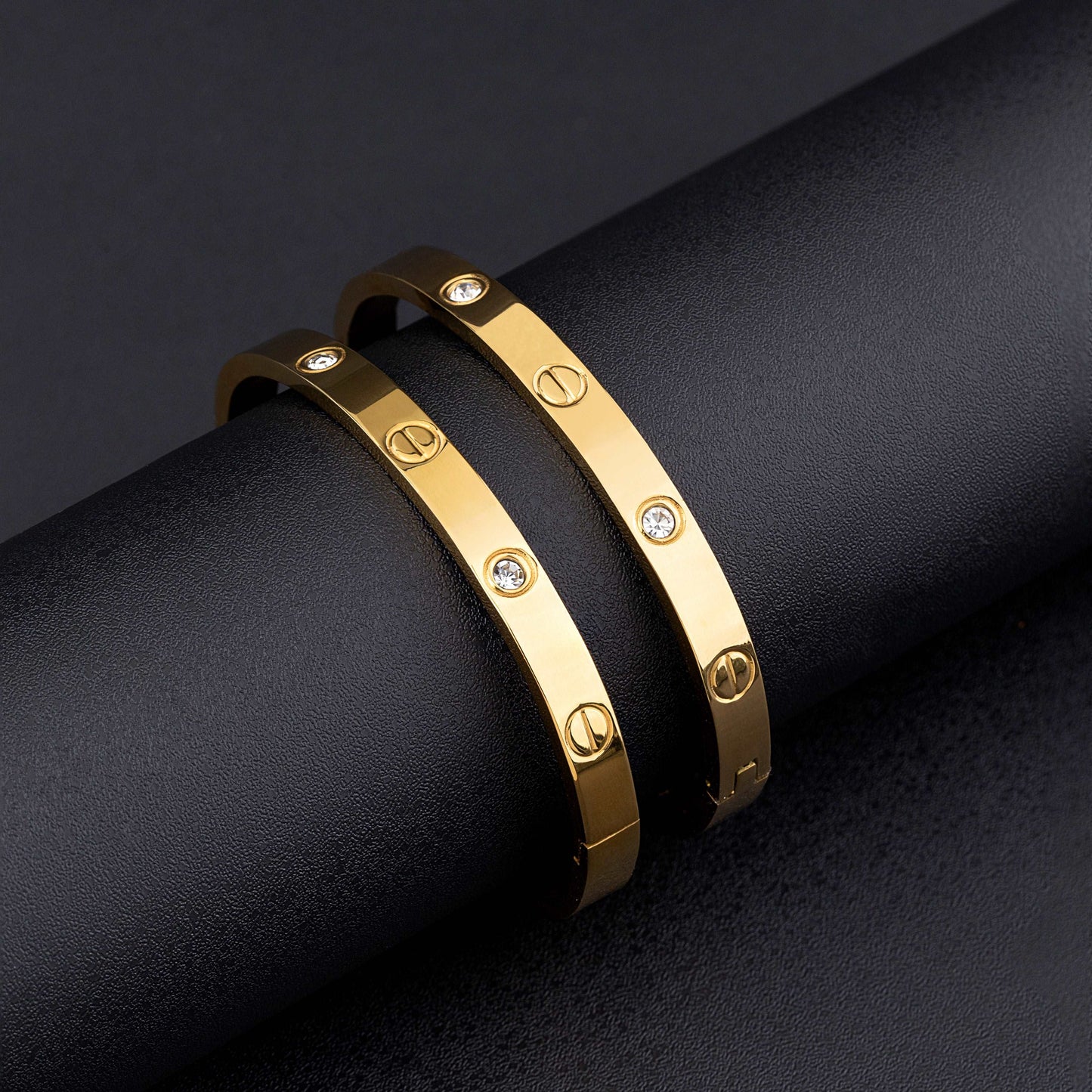 Vivacious Bangle - Enamoux