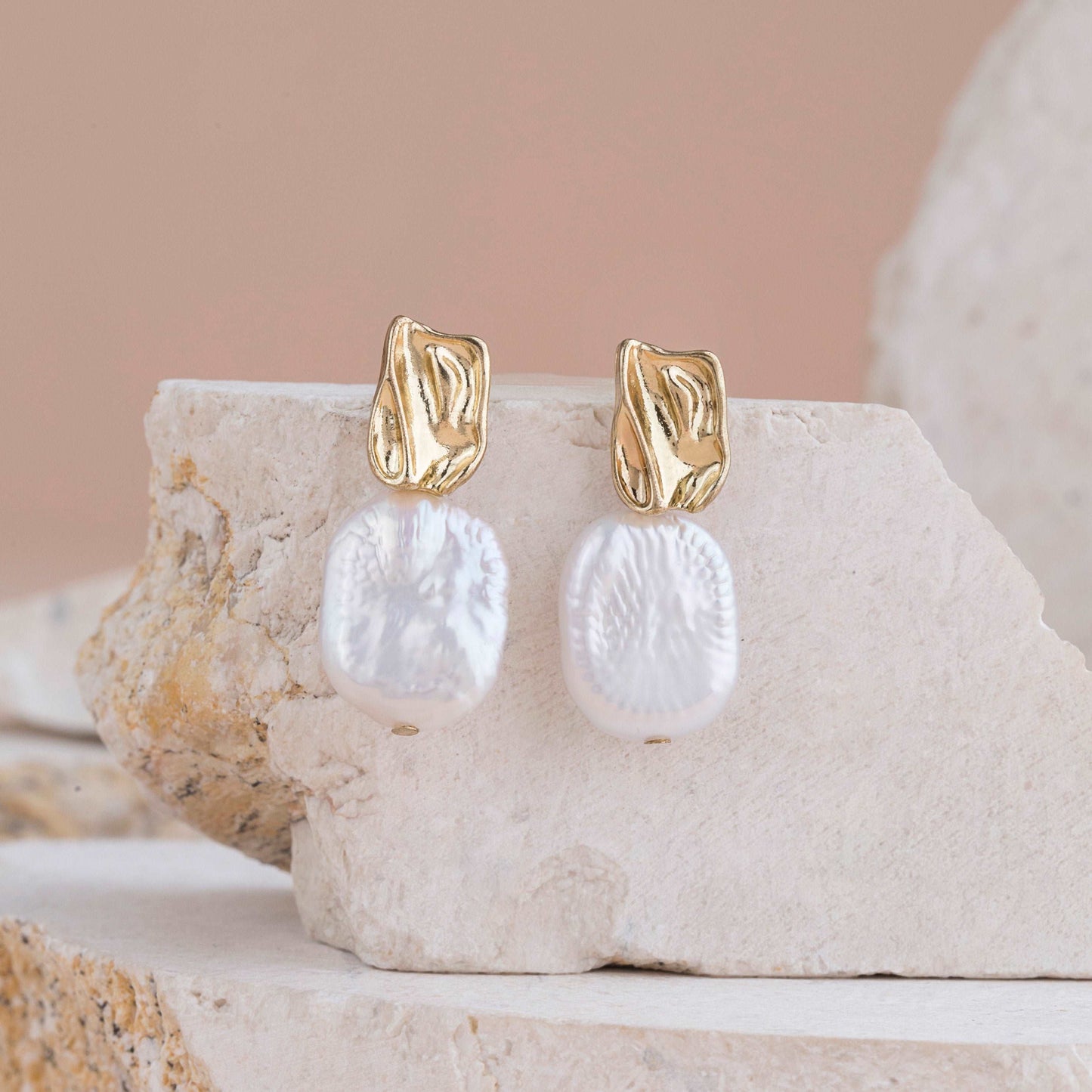Aquatic Pearl Earrings - Enamoux