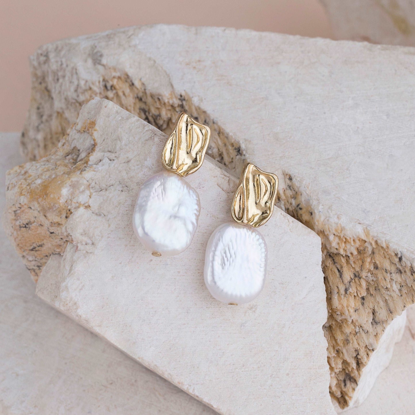 Aquatic Pearl Earrings - Enamoux