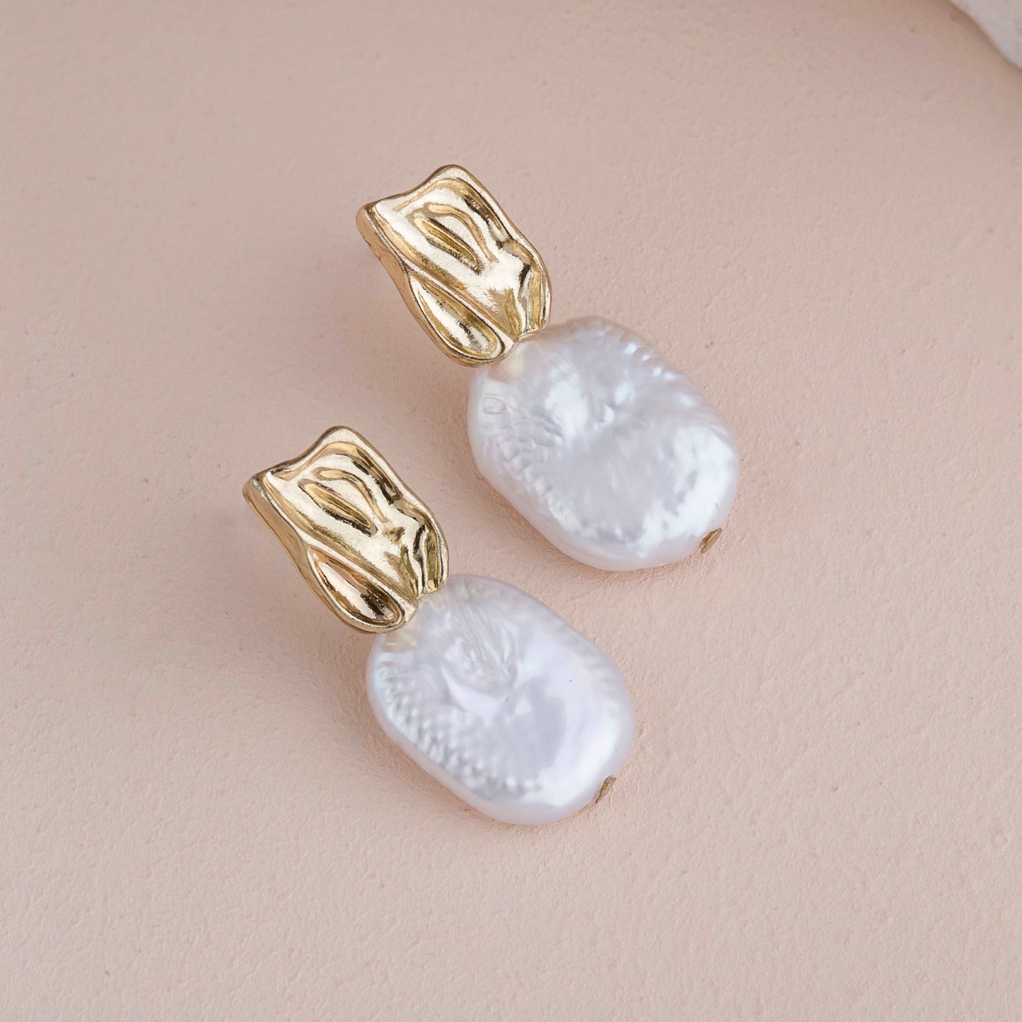 Aquatic Pearl Earrings - Enamoux