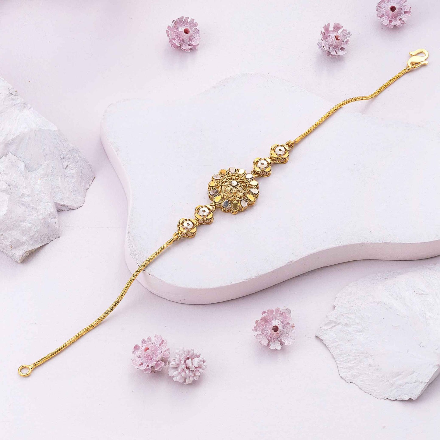 flora chain bracelet