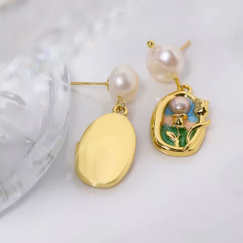 Fiora - Pearl  Drop Earrings