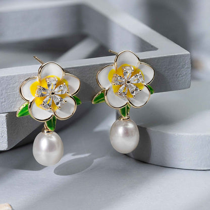Fleuris Pearl Drop Earrings