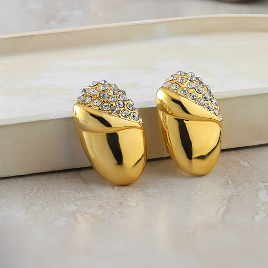acorn_gold_studs_women