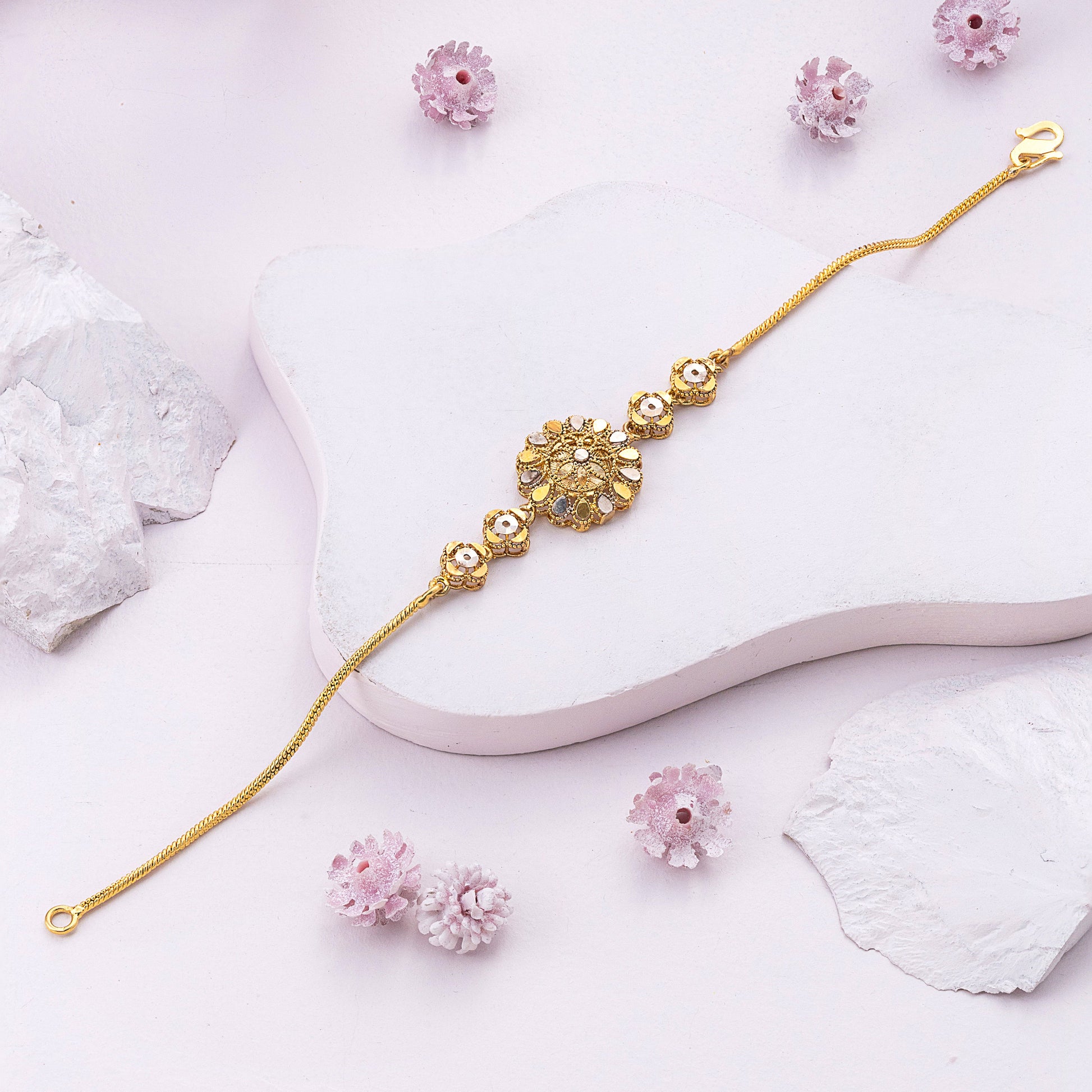 flora chain bracelet