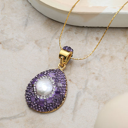 pearl pendant necklace