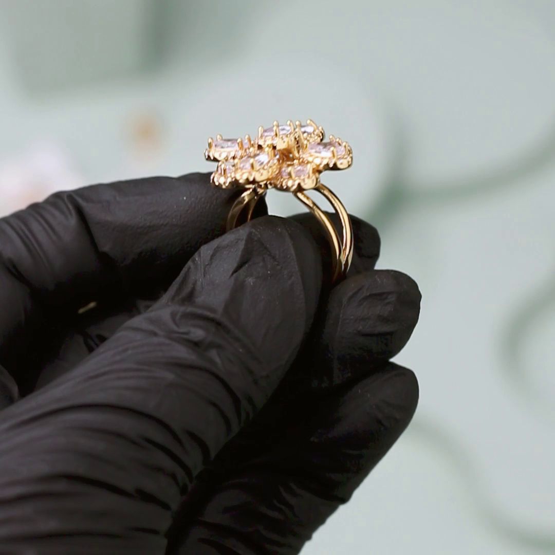 Sassy Ring