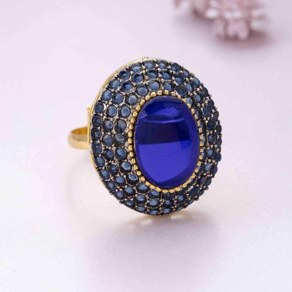 sappire halo ring blue